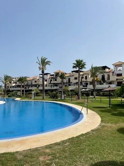 Bajo Con Jardin En Primera Linea De Playa Playas de Vera