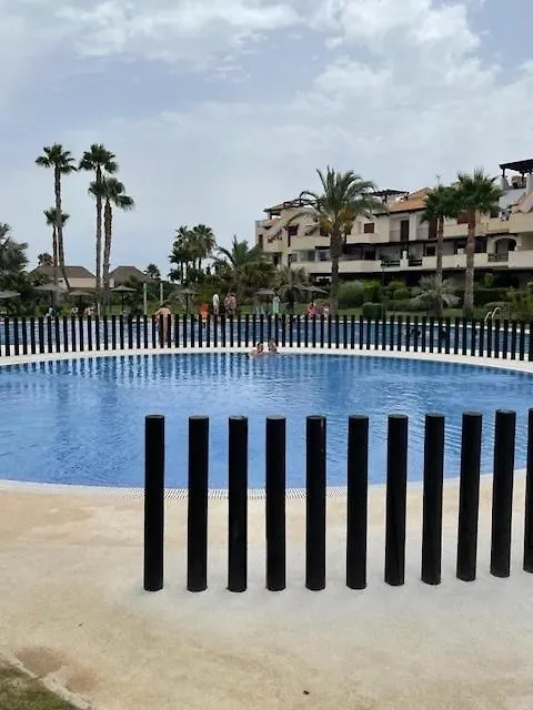 Bajo Con Jardin En Primera Linea De Playa Playas de Vera Apartment