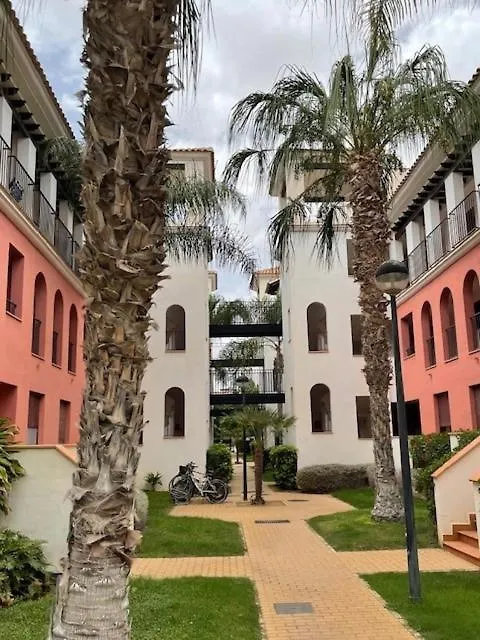 Bajo Con Jardin En Primera Linea De Playa Playas de Vera